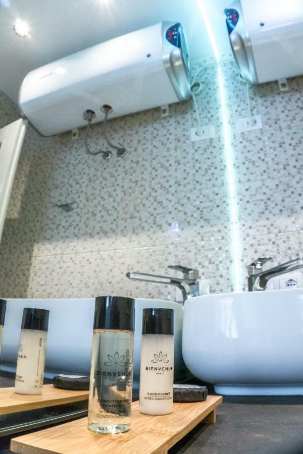 Venere Tirana Suite Deluxe מראה חיצוני תמונה